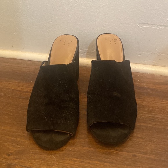 Chunky peep toe clog - Picture 2 of 3